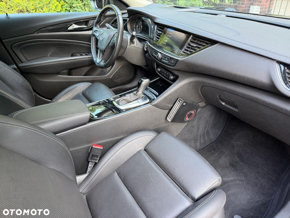 Opel Insignia - 20