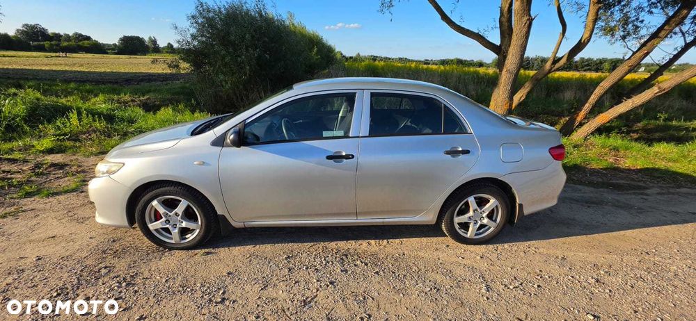 Toyota Corolla - 3