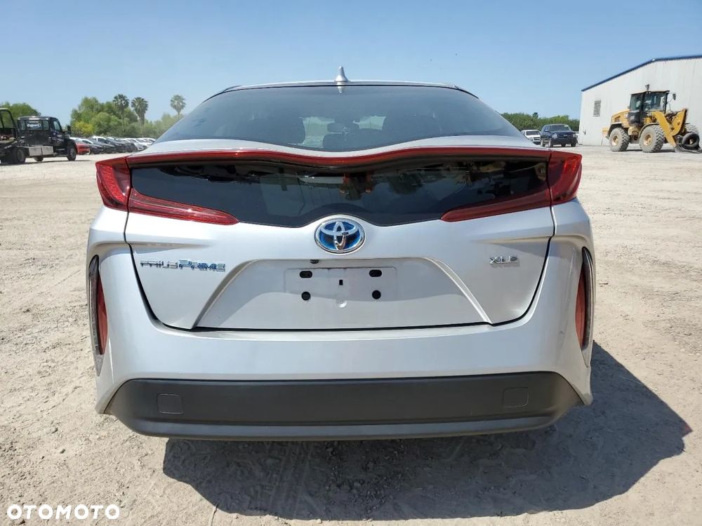Toyota Prius - 6