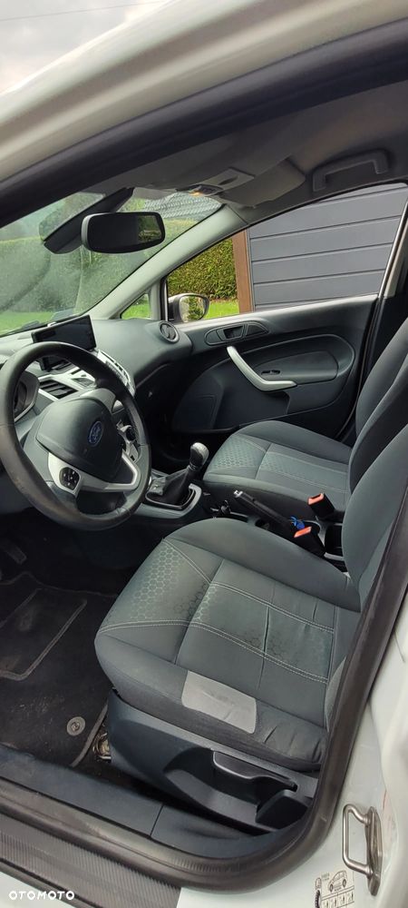 Ford Fiesta 1.6 TDCi Titanium - 6