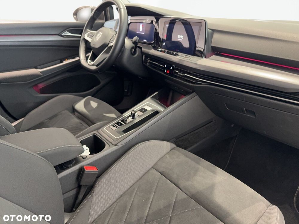 Volkswagen Golf Variant - 18