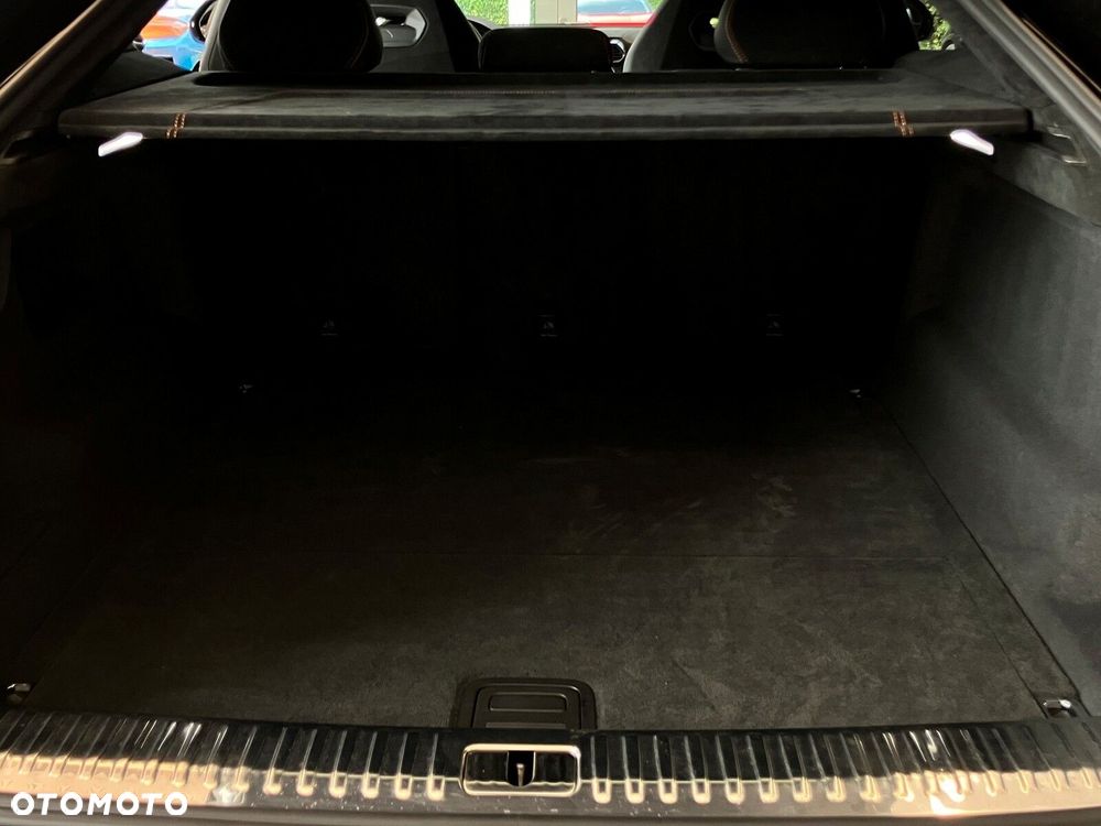 Lamborghini Urus - 24