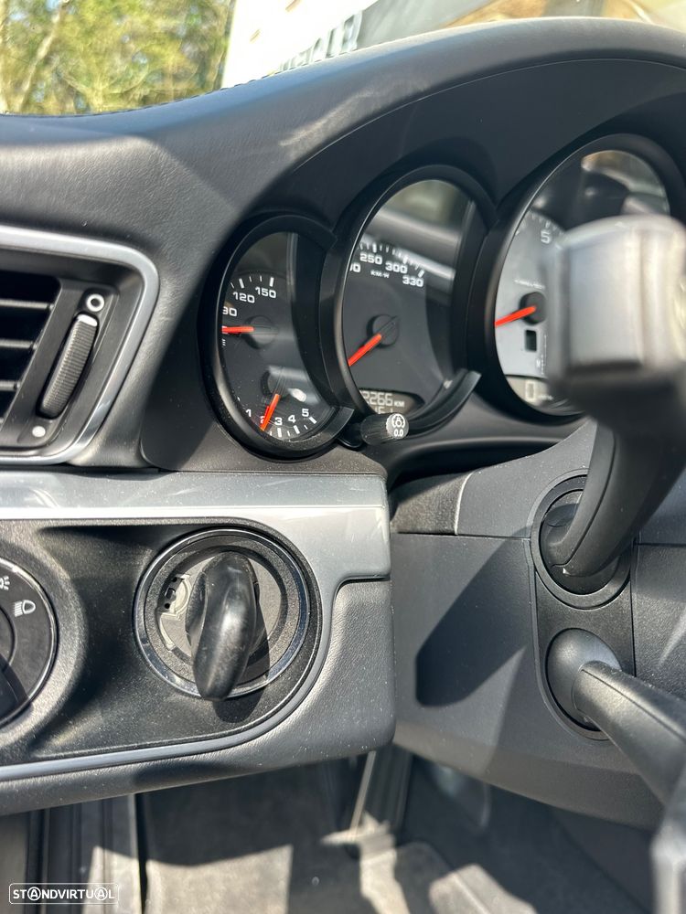 Porsche 911 (991) Carrera S PDK - 23