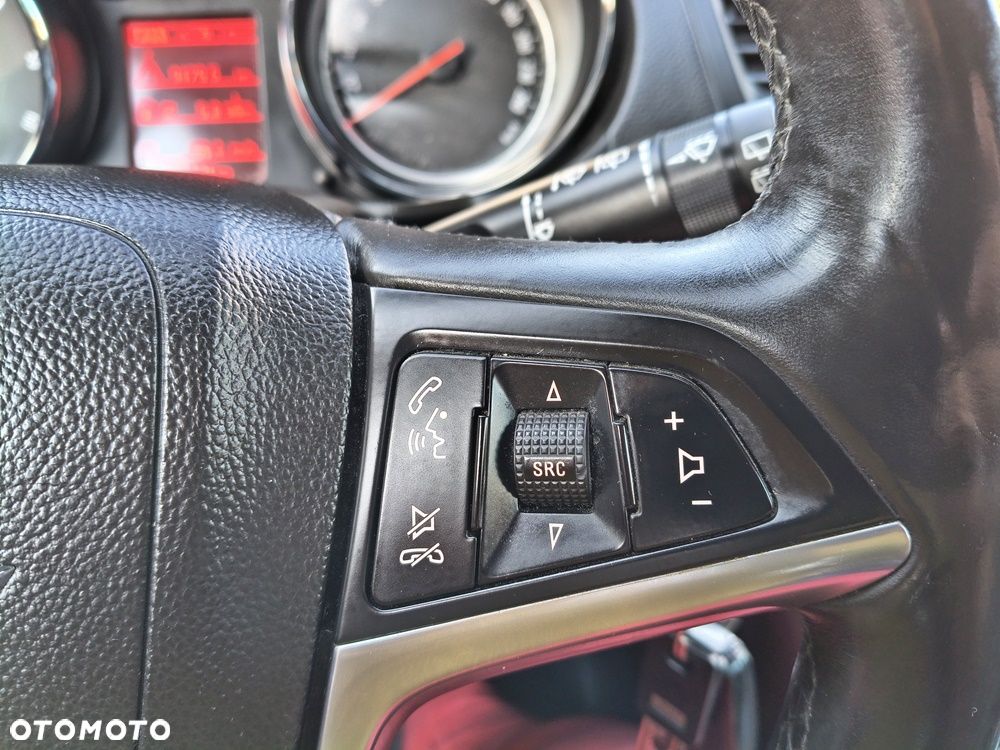 Opel Insignia 2.0 CDTI - 37