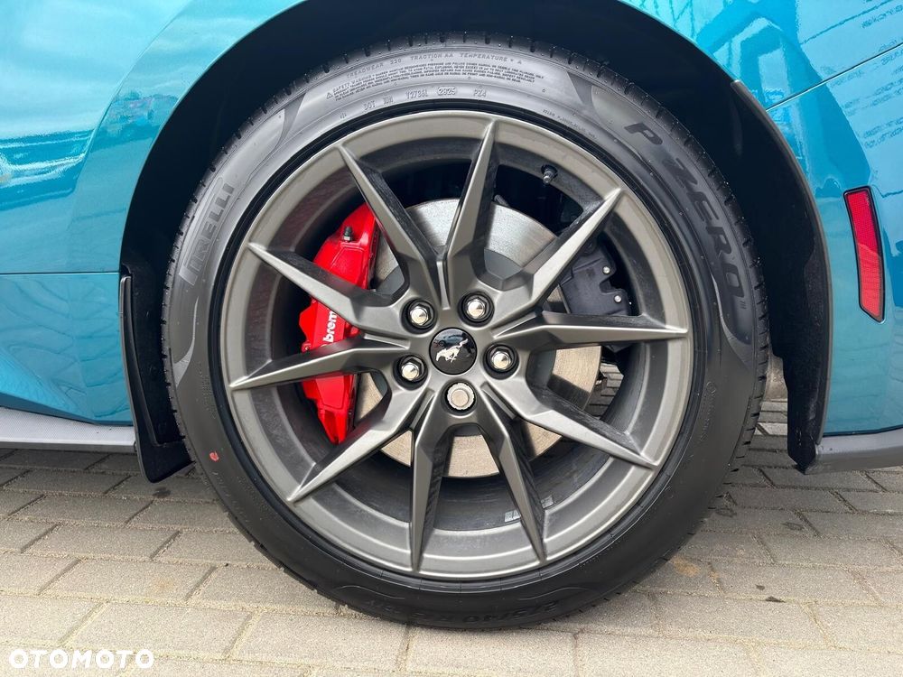 Ford Mustang - 13