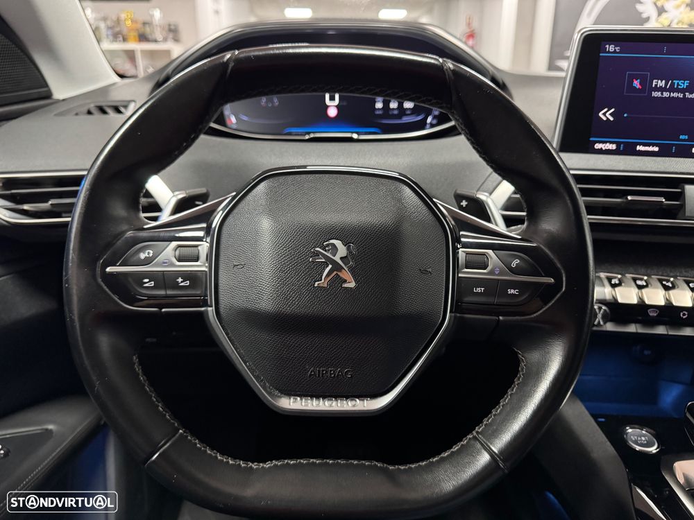 Peugeot 3008 1.2 PureTech Allure EAT6 - 22