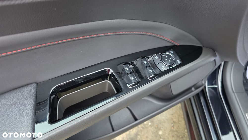 Ford Mondeo SW 2.0 Ti-VCT ST-Line - 22