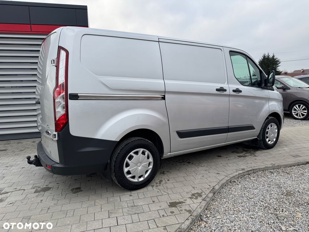 Ford Transit Custom - 8