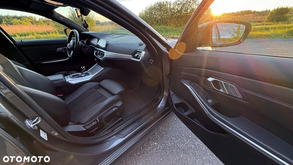 BMW Seria 3 - 22