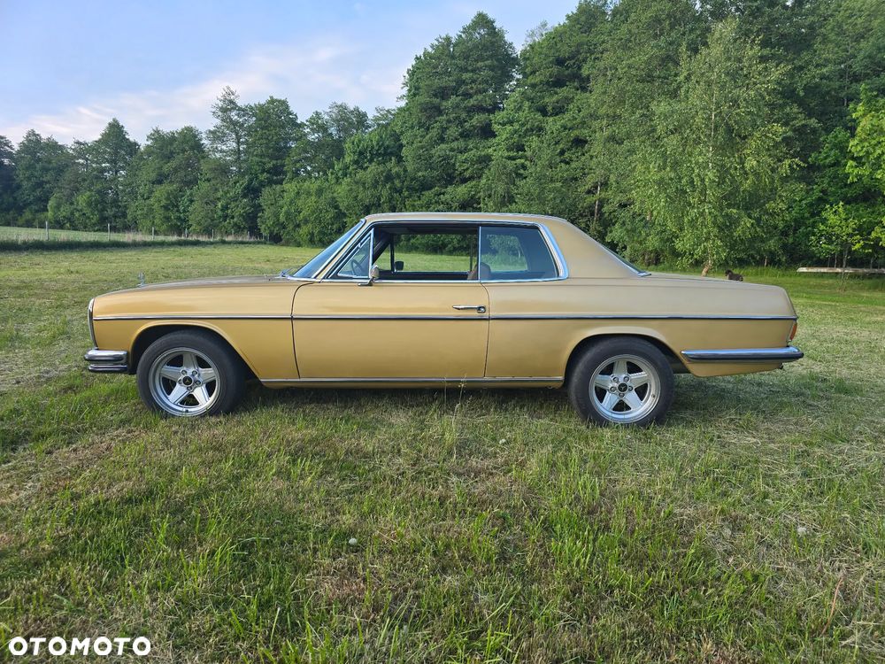 Mercedes-Benz 280 - 12
