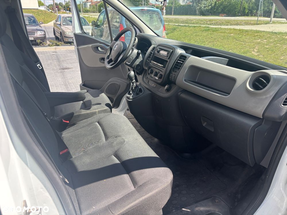 Renault Trafic - 11