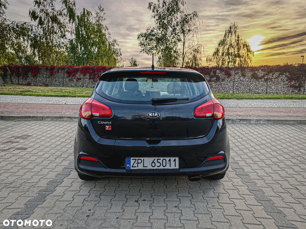 Kia Ceed - 6