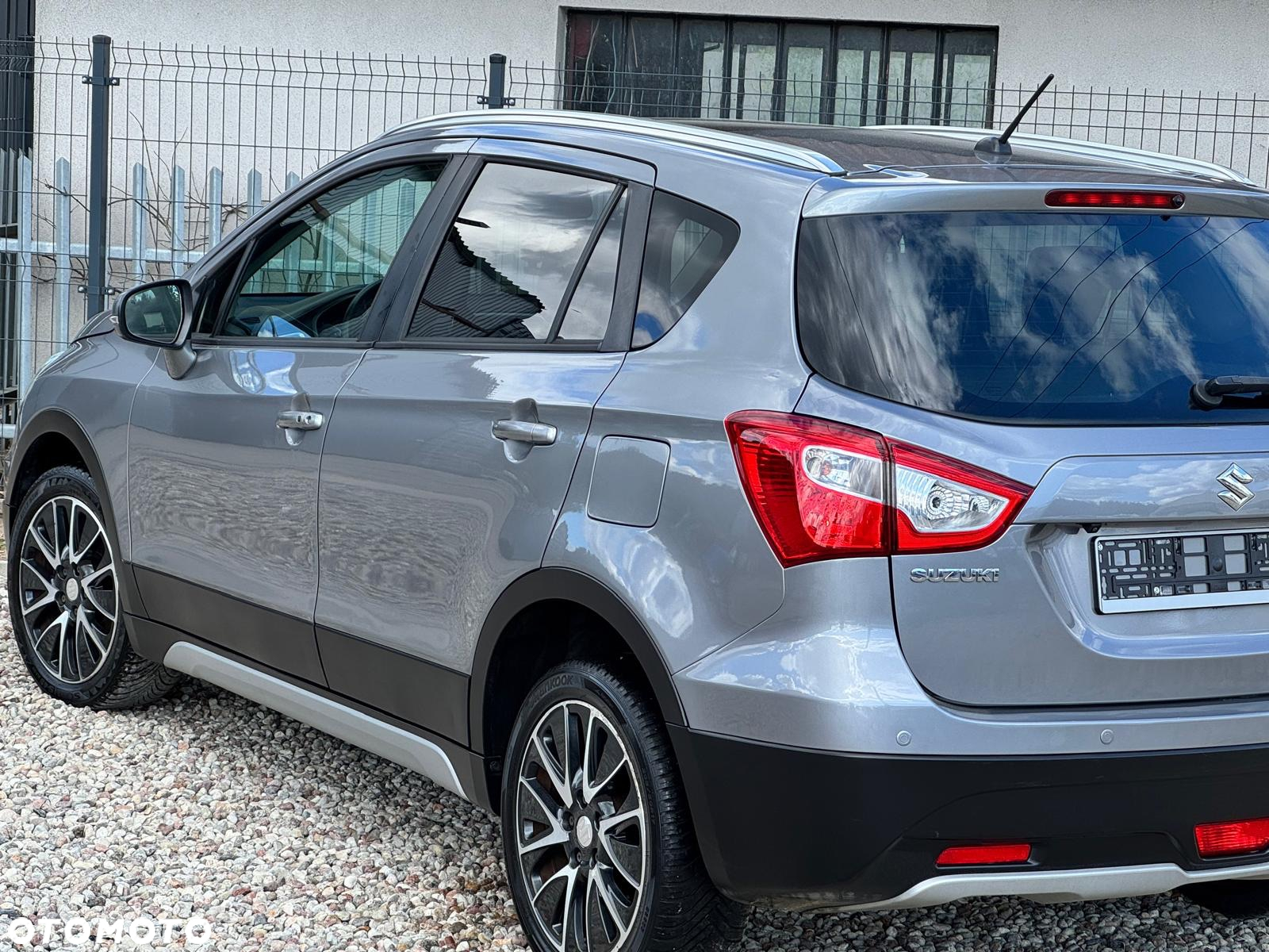 Suzuki SX4 S-Cross 1.6 DDiS Premium Plus - 21