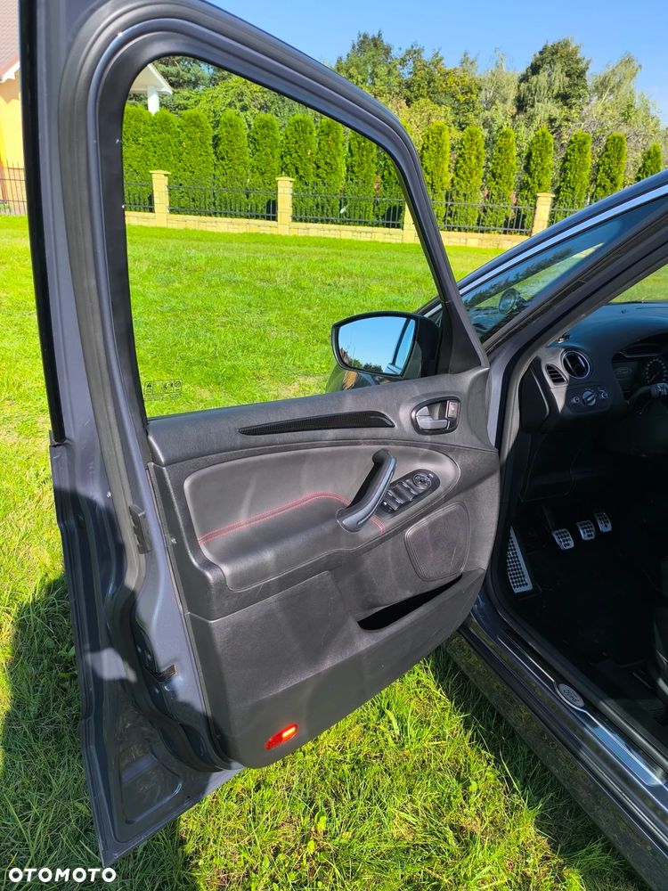 Ford S-Max 2.2 TDCi DPF Titanium - 11