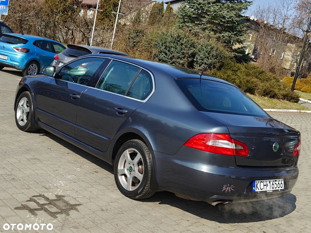 Skoda Superb - 16