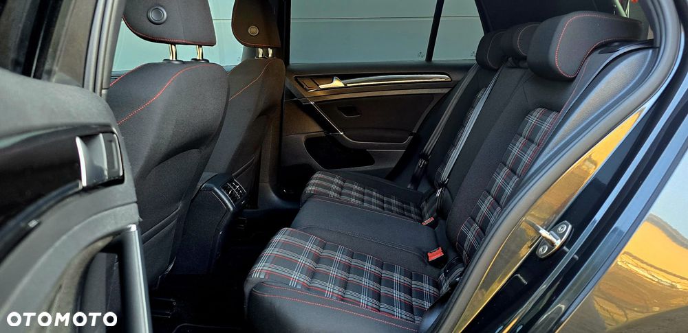 Volkswagen Golf GTI Performance BlueMotion Technology - 22