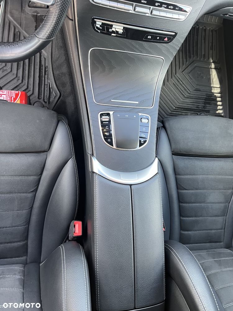 Mercedes-Benz GLC - 11