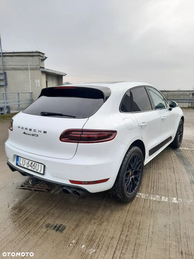 Porsche Macan - 11