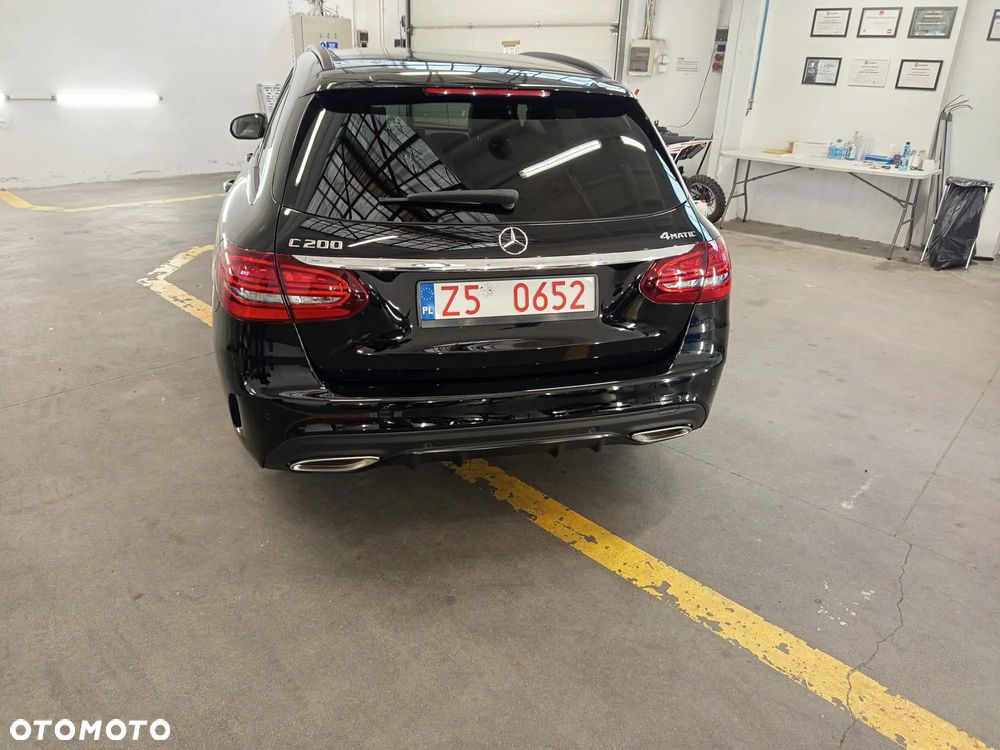 Mercedes-Benz Klasa C 200 4Matic 9G-TRONIC Night Edition - 7