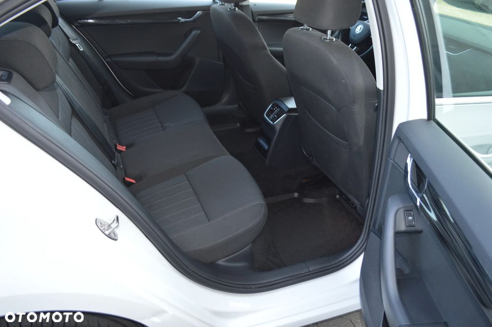 Skoda Octavia 1.5 TSI GPF ACT Ambition - 14