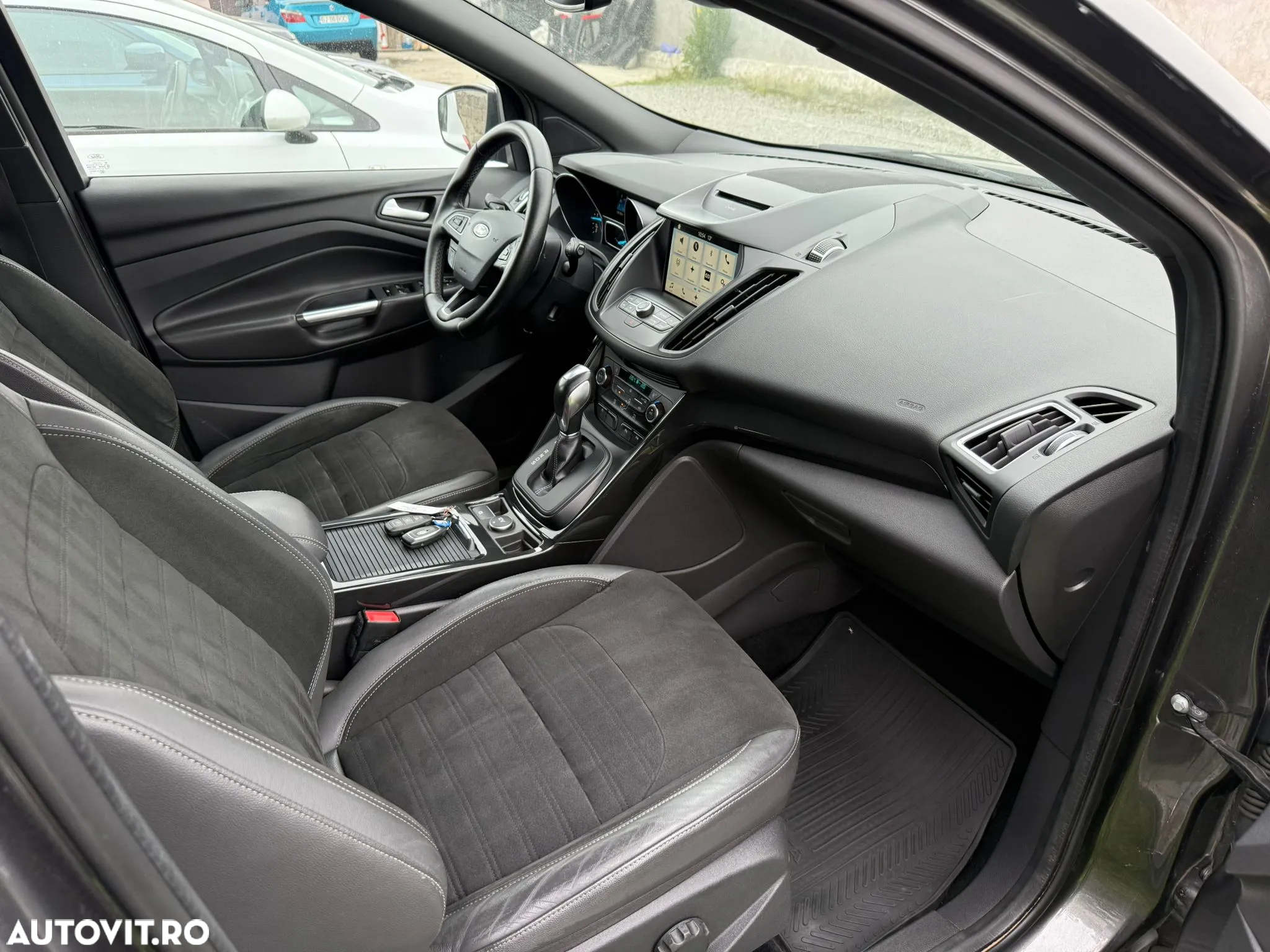 Ford Kuga 2.0 TDCi 4WD Powershift ST-Line - 7