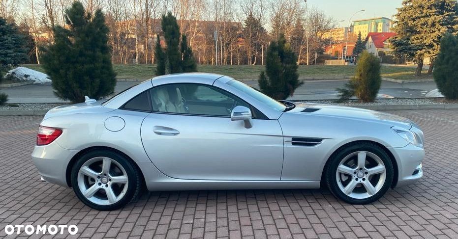 Mercedes-Benz SLK 250 CGI - 37