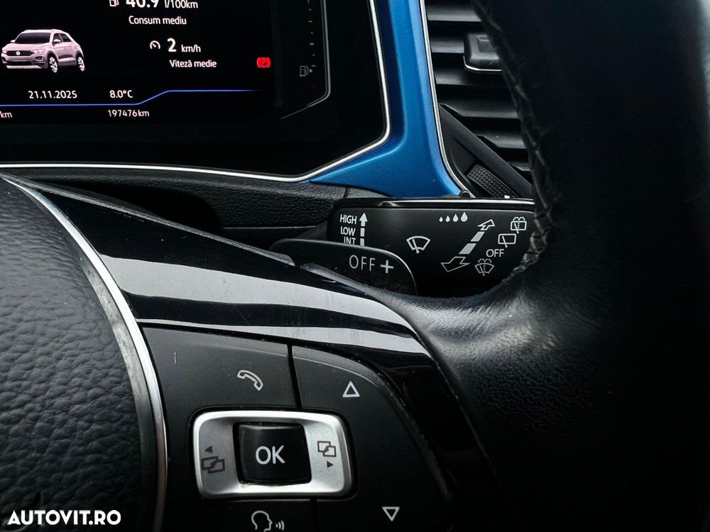 Volkswagen T-Roc - 34