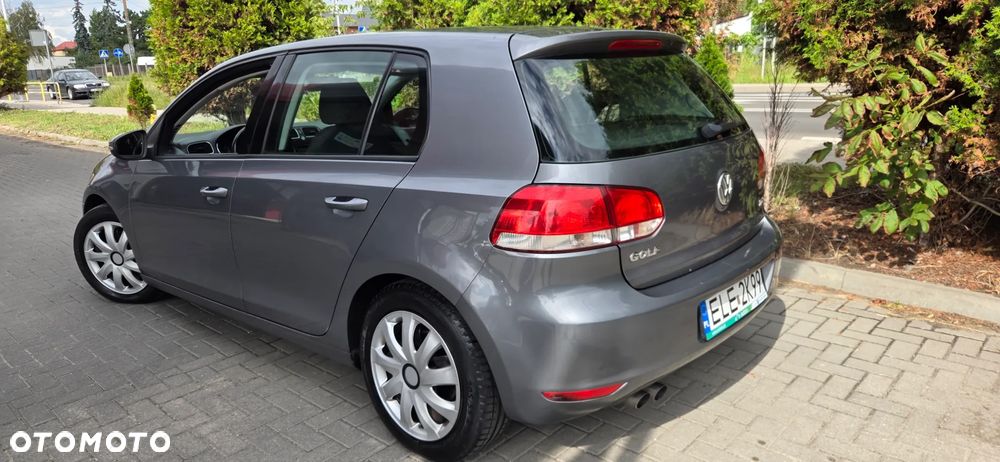 Volkswagen Golf 2.0 TDI DPF Comfortline 119 g - 12