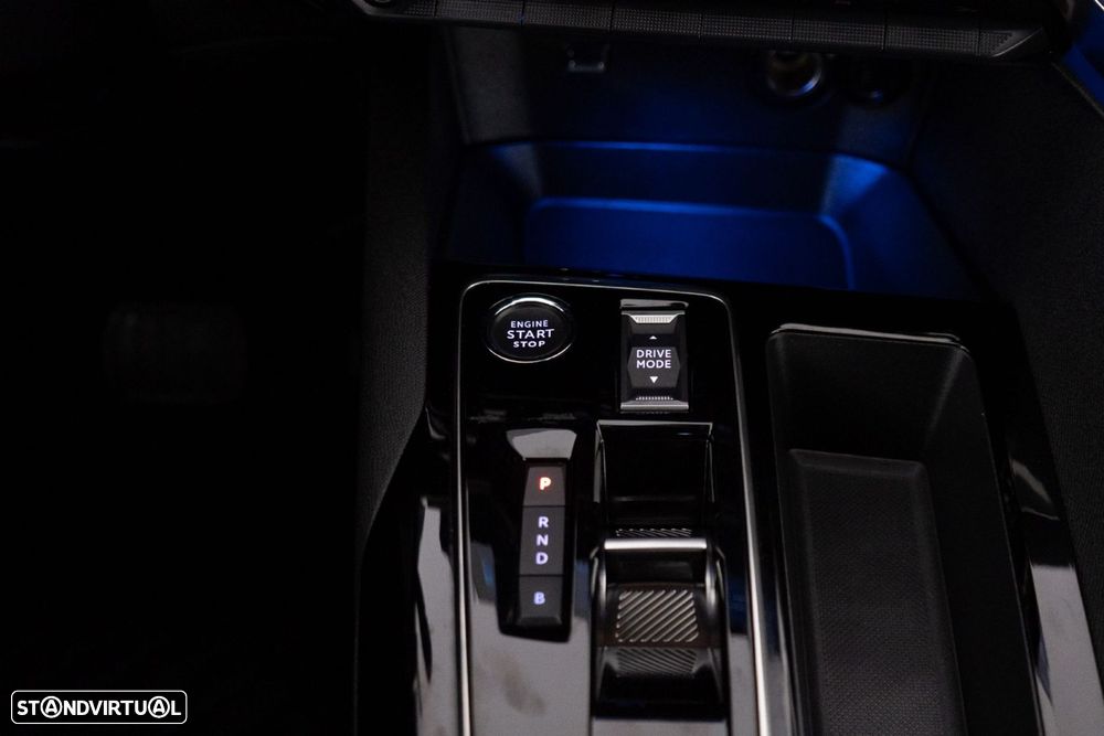 Peugeot 3008 1.6 Hybrid Allure Pack e-EAT8 - 27