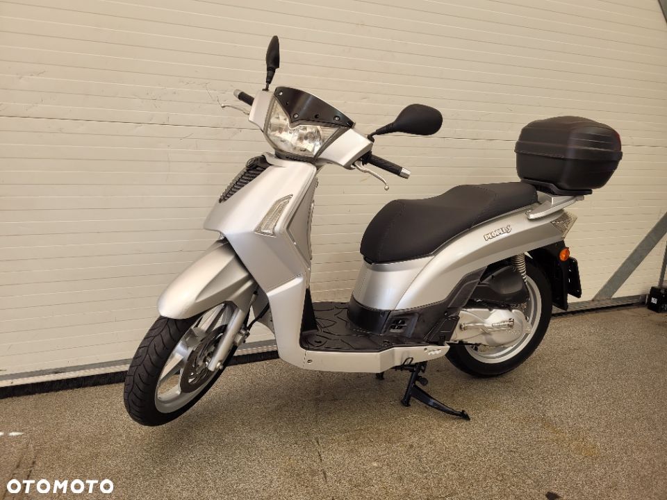 Kymco People - 7