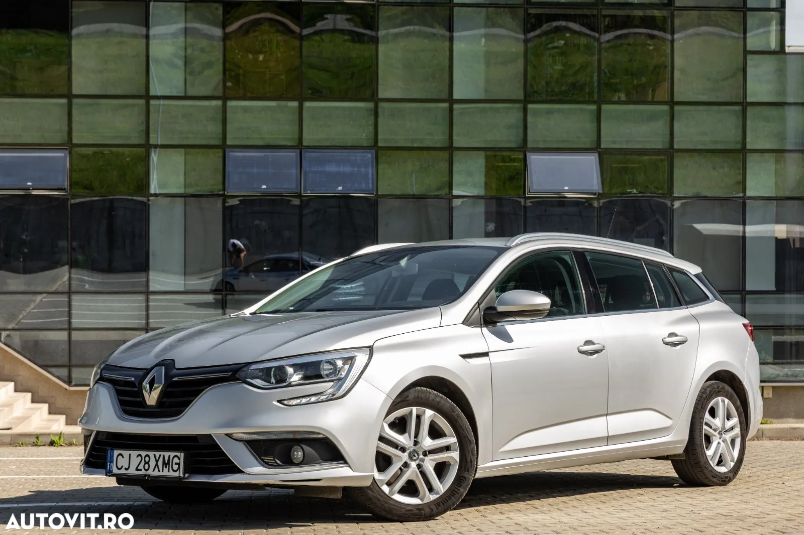 Renault Megane BLUE dCi 115 BUSINESS EDITION - 3