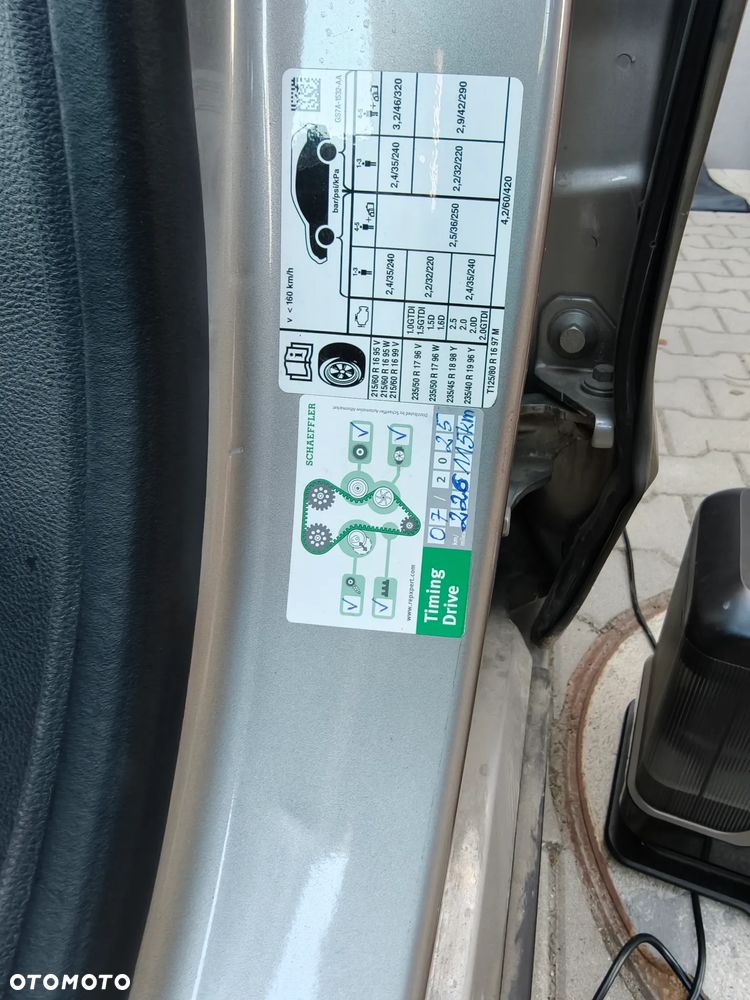 Ford Mondeo 2.0 TDCi Titanium PowerShift - 9