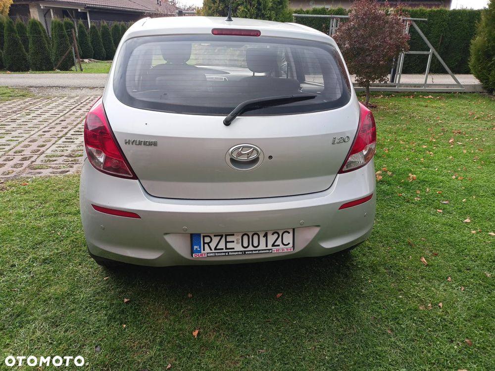 Hyundai i20 - 10