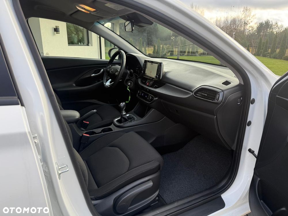 Hyundai i30 1.4 YES - 21