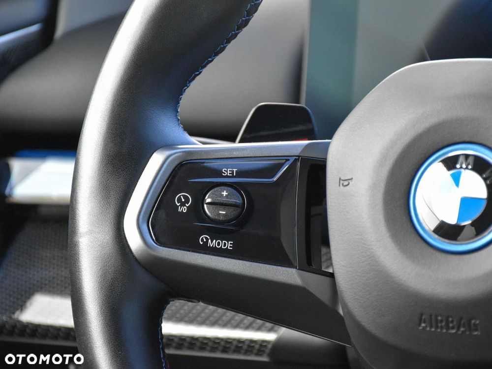 BMW i5 83.9kWh M60 xDrive - 37