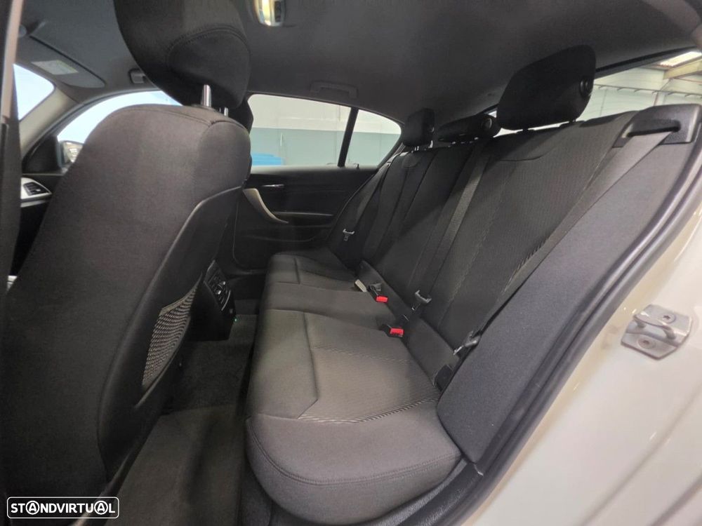 BMW 116 d Advantage - 14
