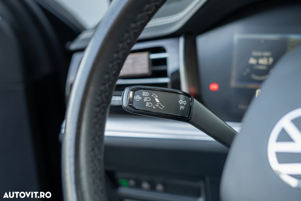 Volkswagen Touareg 3.0 V6 TDI SCR 4Motion Automatik Elegance - 33