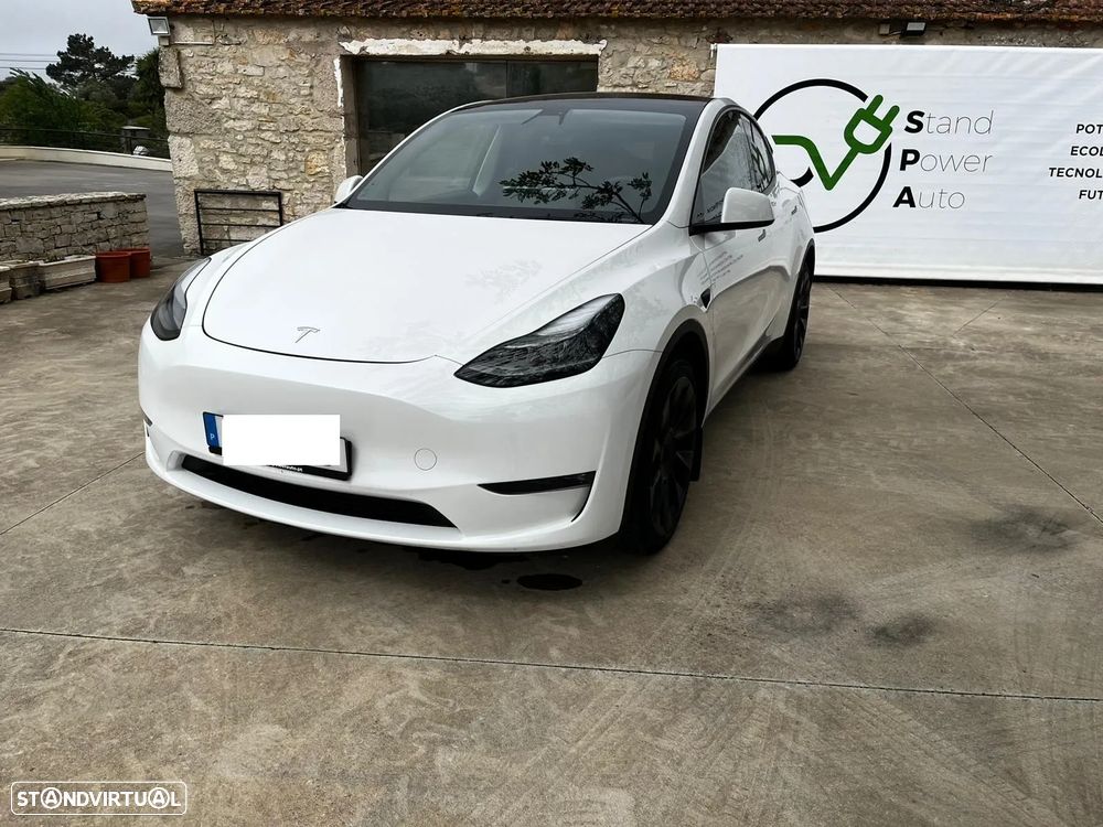 Tesla Model Y Long Range Dual Motor AWD - 3