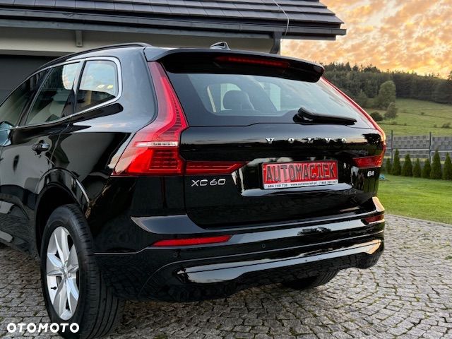 Volvo XC 60 B4 D Geartronic Momentum Pro - 36