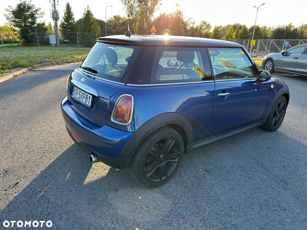 MINI Cooper Standard - 10