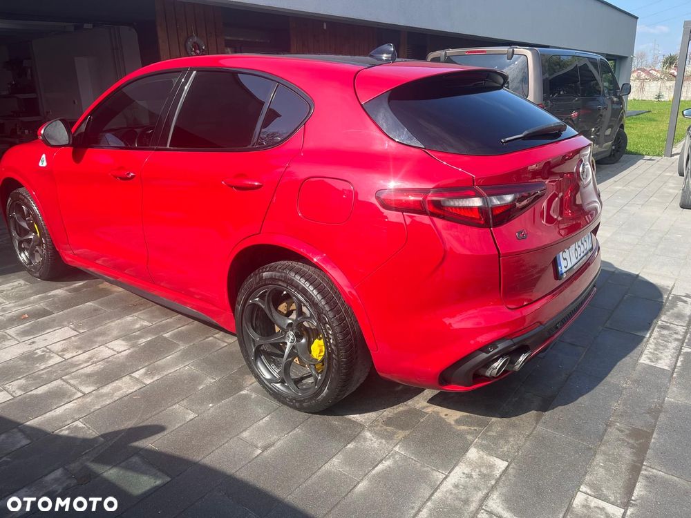 Alfa Romeo Stelvio 2.9 V6 Bi-Turbo Quadrifoglio Q4 - 3