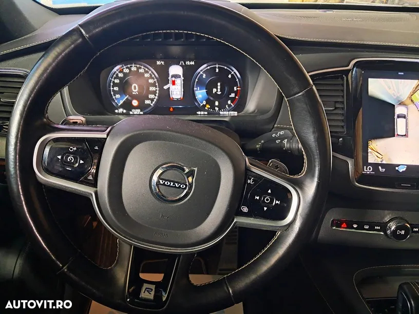 Volvo XC 90 - 10