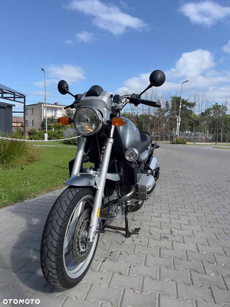 BMW R - 1