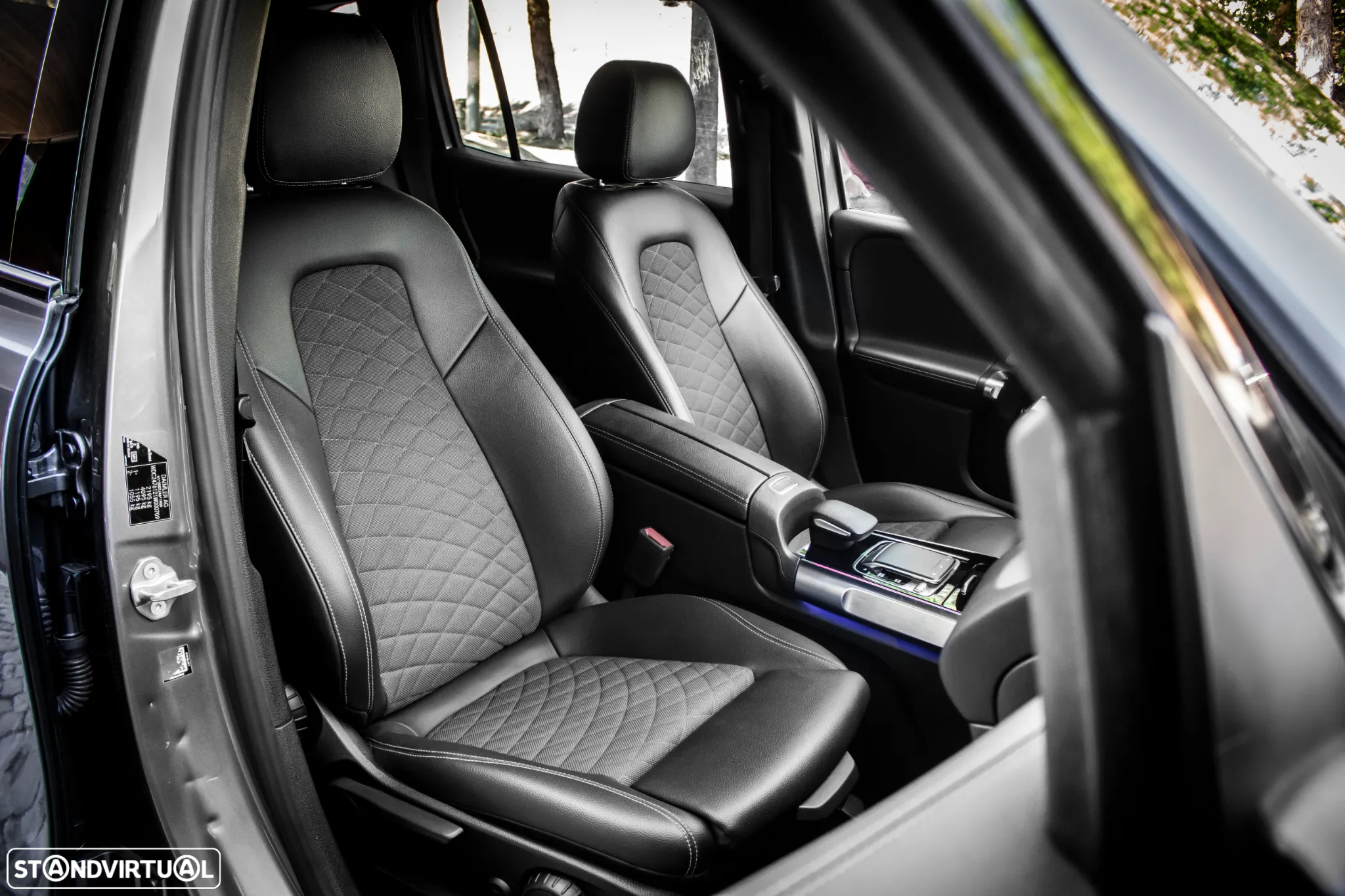 Mercedes-Benz GLB 200 d 4Matic - 34