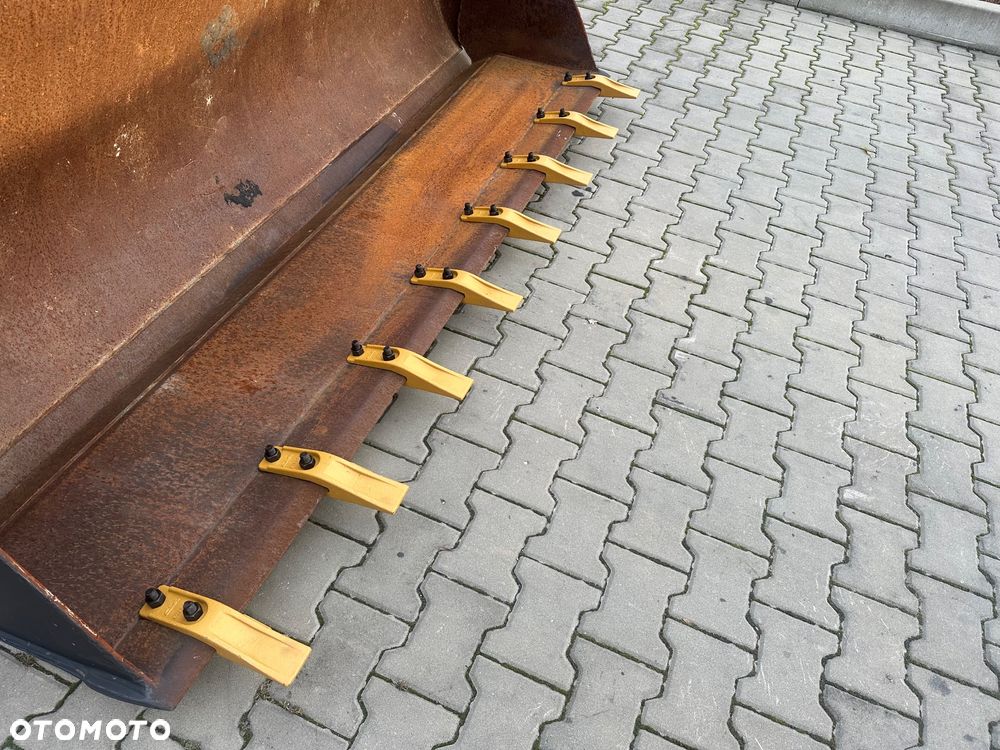 Caterpillar Cat 428 E - 12