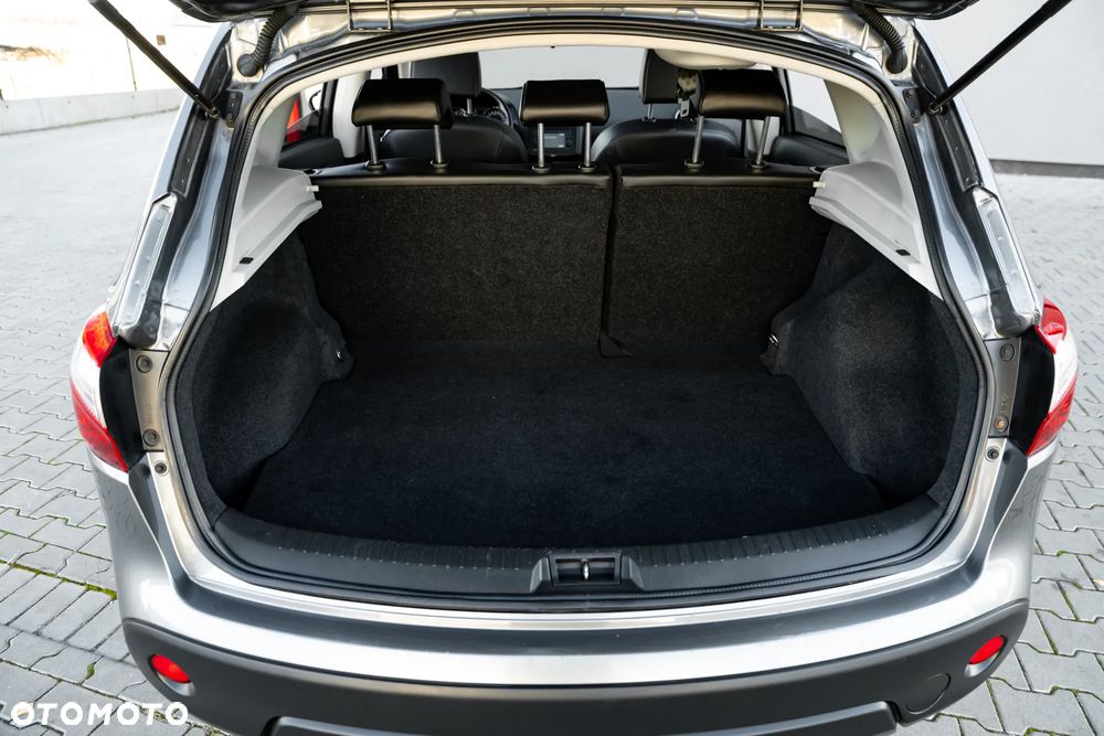 Nissan Qashqai+2 - 23