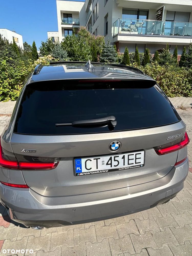 BMW Seria 3 320d xDrive M Sport - 16