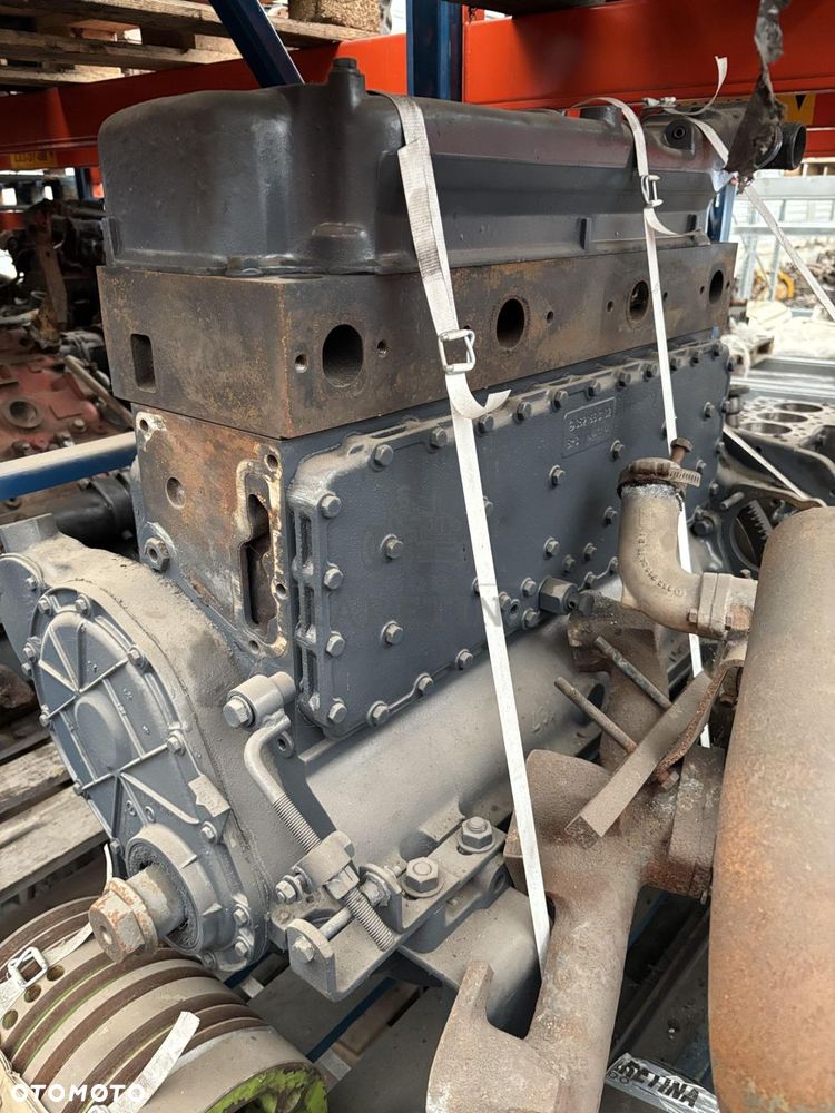 Mercedes OM 352 OM 352 5,7 L Silnik Blok Pokrywa CZĘŚCI 3520150201 3621880102 - 7
