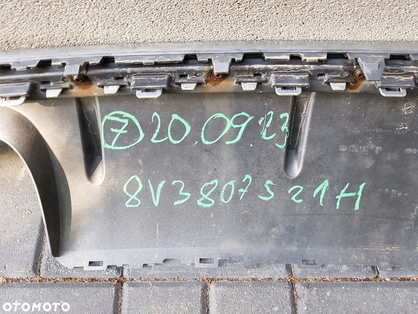 AUDI A3 S3 12-16 spoiler tył dyfuzor dokładka 8V3807521H - 3