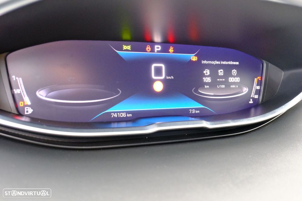 Peugeot 3008 1.2 PureTech Allure EAT8 - 24